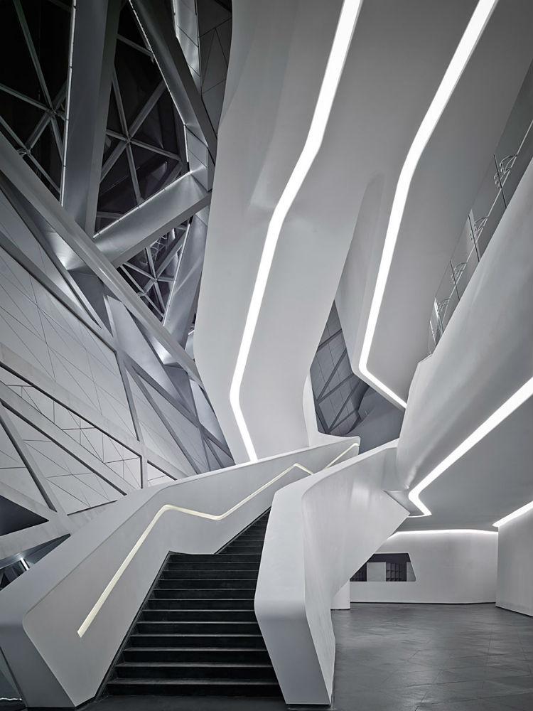 Light Architecture in Guangzhou Opera House